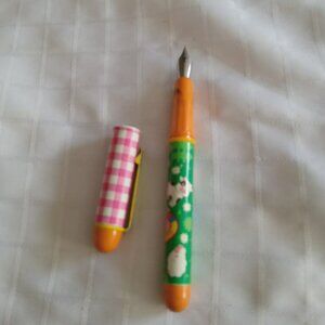 1990's  fountain pen 6 inches long No refill